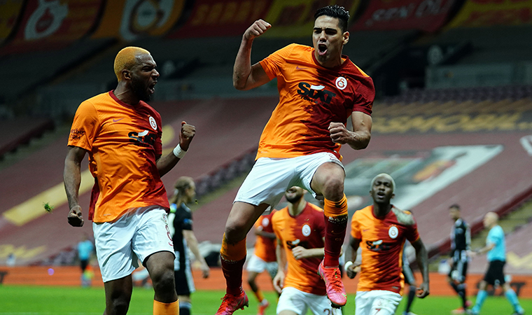 Galatasaray kazandı zirve alev aldı! | Galatasaray 3-1 Beşiktaş