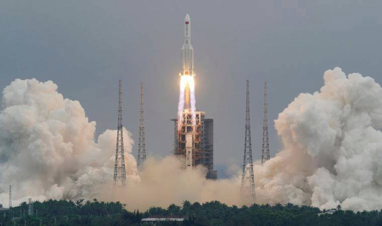 Son Dakika: Çin roketi Hint Okyanusu'na düştü