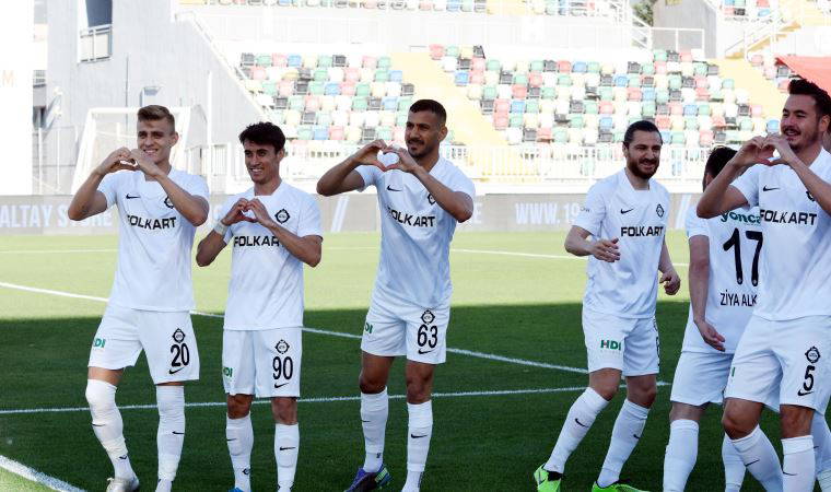 Altay Mustafa Denizli ile coştu