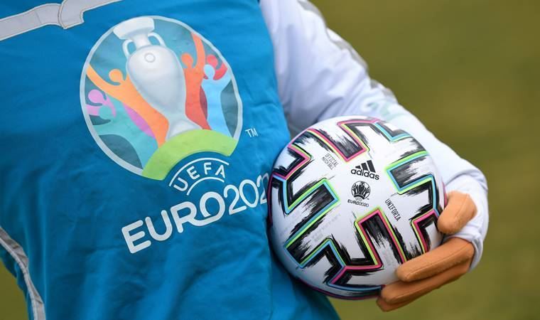 EURO 2020 öncesi Rusya'dan bir futbolcu Covid-19'a yakalandı