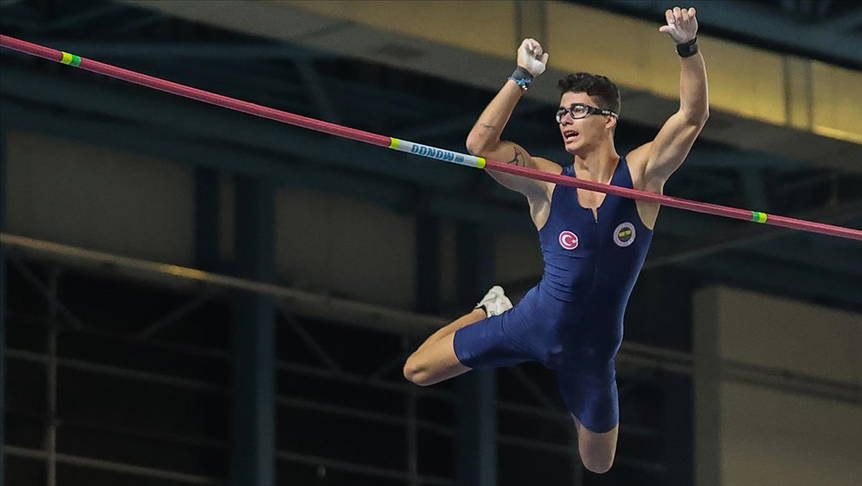 Fenerbahçeli milli atlet Ersu Şaşma rekor kırdı, Tokyo 2020 bileti aldı