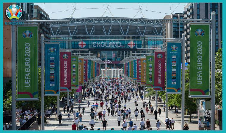 İngiltere’deki karantina kurallarına göre EURO 2020 finali Macaristan’a alınabilir