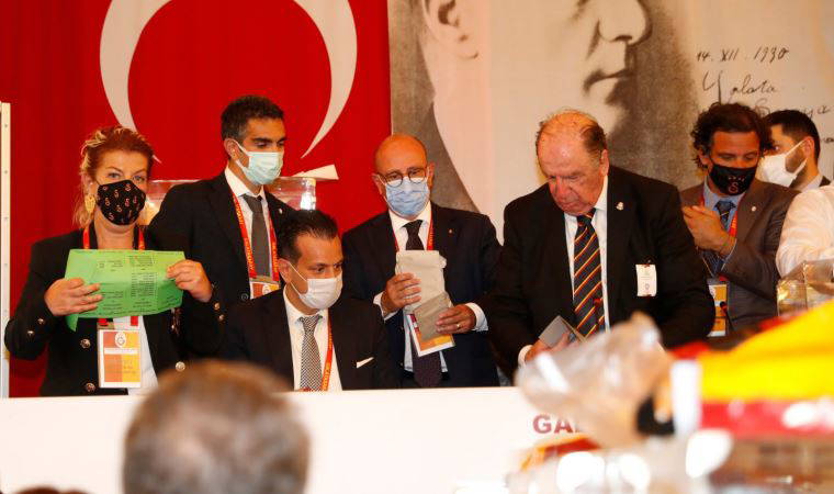 Cumhuriyet, Galatasaray Lisesi'nde seçimin nabzını tuttu!