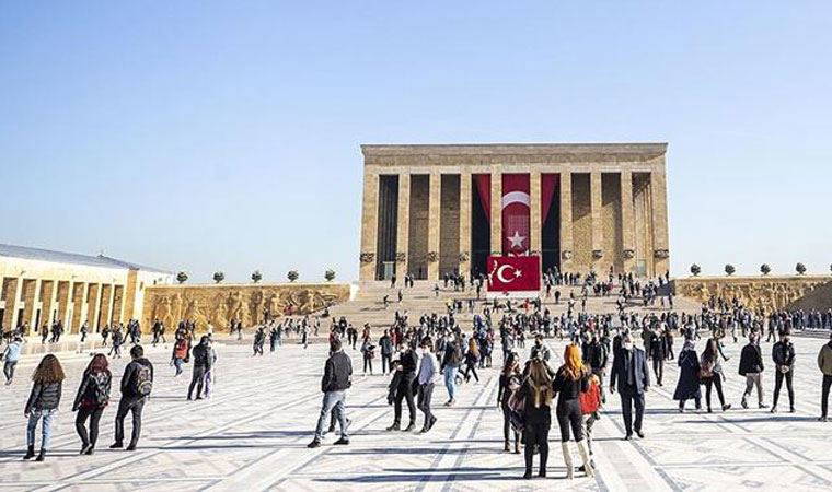 Anıtkabir Komutanlığı hakkında suç duyurusu! Mimarlardan sert tepki