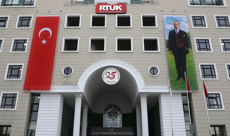 RTÜK'ten Halk TV, KRT ve FOX'a ceza
