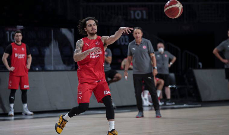 A Milli Basketbol Takımı'nda Shane Larkin kadrodan çıkartıldı