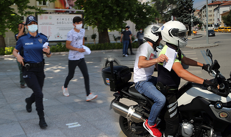 Adayların yardımına polis ekipleri yetişti