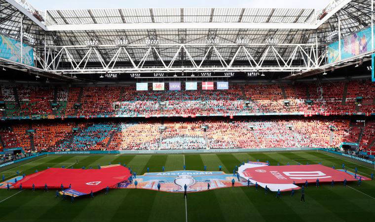 Galler, Christian Eriksen için özel forma hazırladı