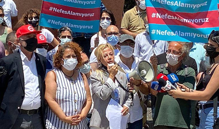 Gazeteciler eylemde: Nefes alamıyoruz