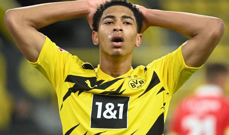 Jude Bellingham Bundesliga’da yılın çaylağı seçildi