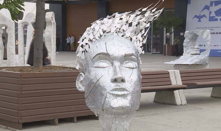 ArtContact İstanbul ziyaretçilerini bekliyor