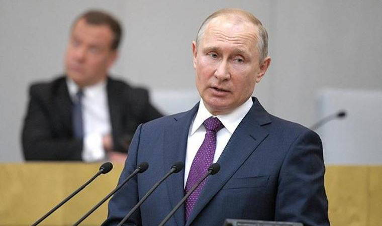 Putin'den MI6 Başkanı Moore'a tepki: 'İlk önce tecrübe kazanacak'