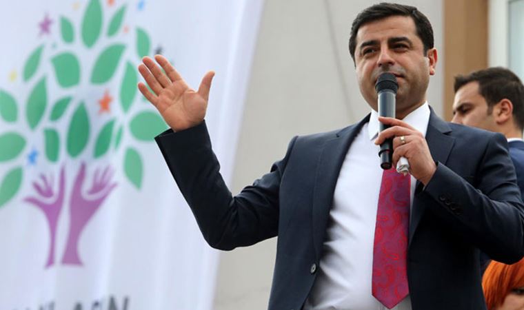Selahattin Demirtaş: Ekmek mushaf çarpsın ki yok demeniz yeterli, göndermeye çalışırım