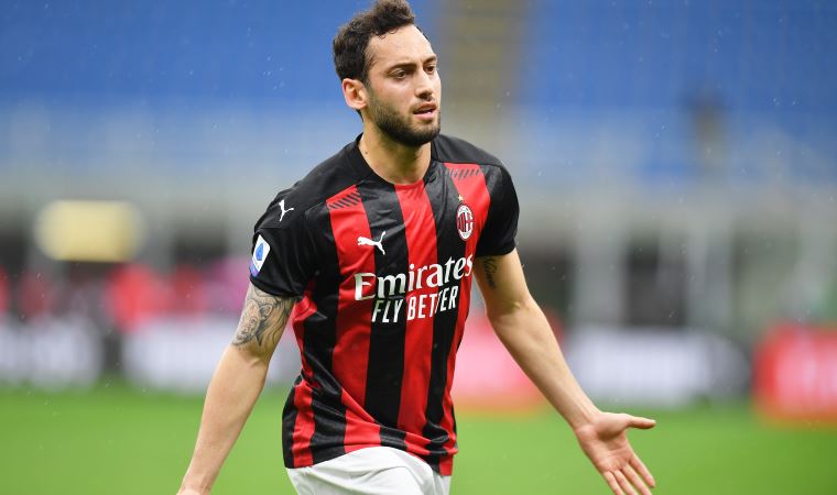 Hakan Çalhanoğlu'ndan Galatasaray mesajı: 
