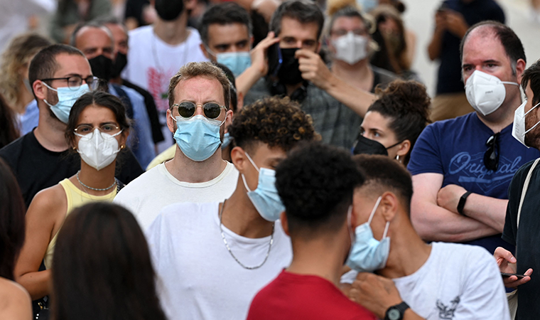 DSÖ'den Covid-19 salgınıyla ilgili kritik uyarı: ‘Yavaşlamadı’