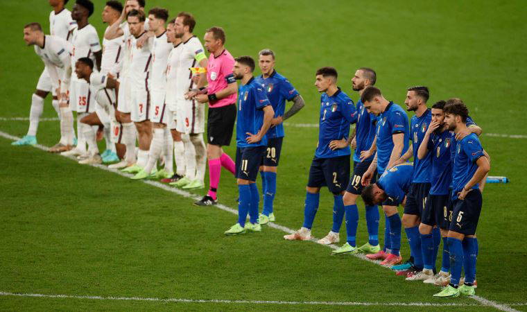 EURO 2020 finalinin ardından ırkçı saldırılara maruz kalan futbolcular için UEFA açıklama yayımladı
