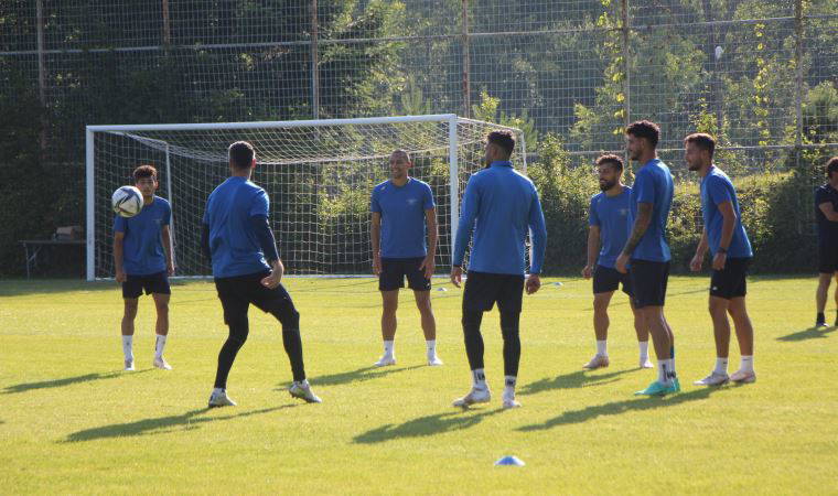 Adana Demirspor'da yeni sezon hazırlıkları Balotelli'siz sürdü