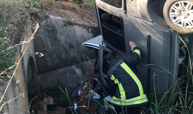 Kırklareli’nde kontrolden çıkan otomobil menfeze düştü: 2 ölü