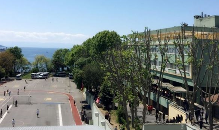 Kadıköy Anadolu Lisesi'nin 1 dönümlük arazisi yola ayrıldı