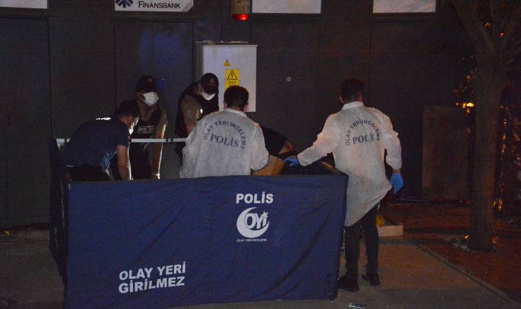 Beyoğlu'nda taksi durağının arkasında şüpheli ölüm