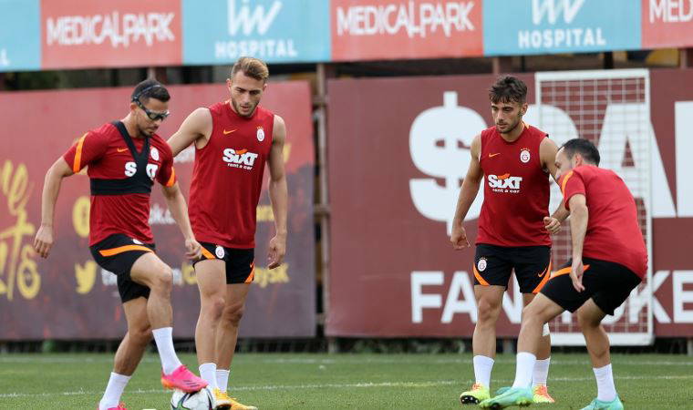 Galatasaray'da Terim'den yola devam mesajı