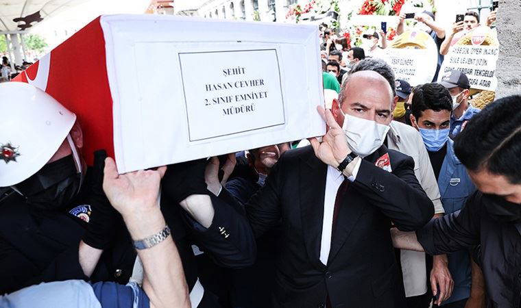 Hakkâri İl Emniyet Müdür Yardımcısı'nın şehit edilmesiyle ilgili 2 polis başmüfettişi görevlendirildi