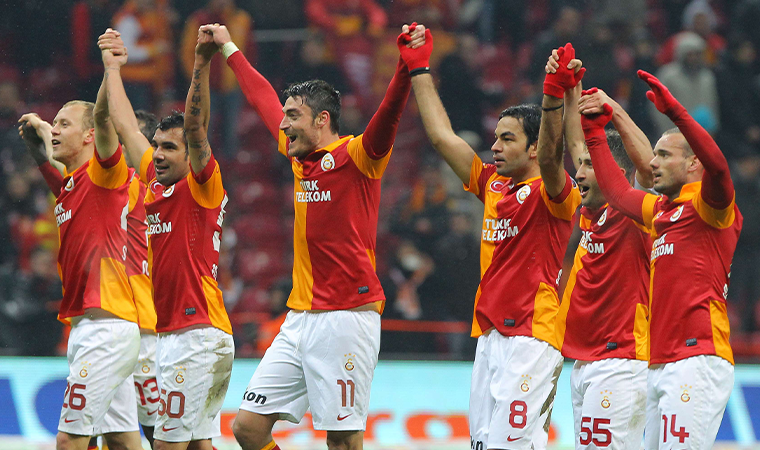 Wesley Sneijder ve Nordin Amrabat'tan Galatasaray'a ziyaret