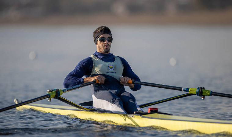 Olimpiyatta Türk kürekçi Onat Kazaklı'dan tarihi başarı