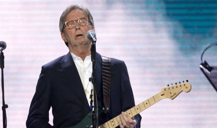 Rock efsanesi Eric Clapton, aşı zorunluluğu olan salonlarda konser vermeyeceğini söyledi