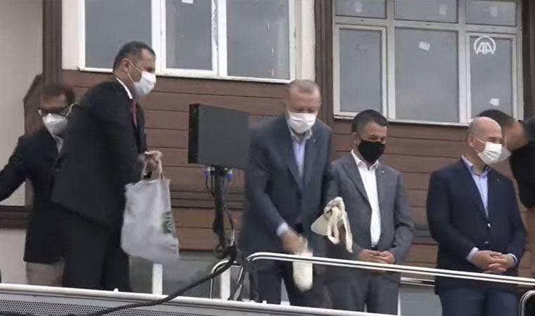 Erdoğan, Rize'de sel mağdurlarına çay fırlattı