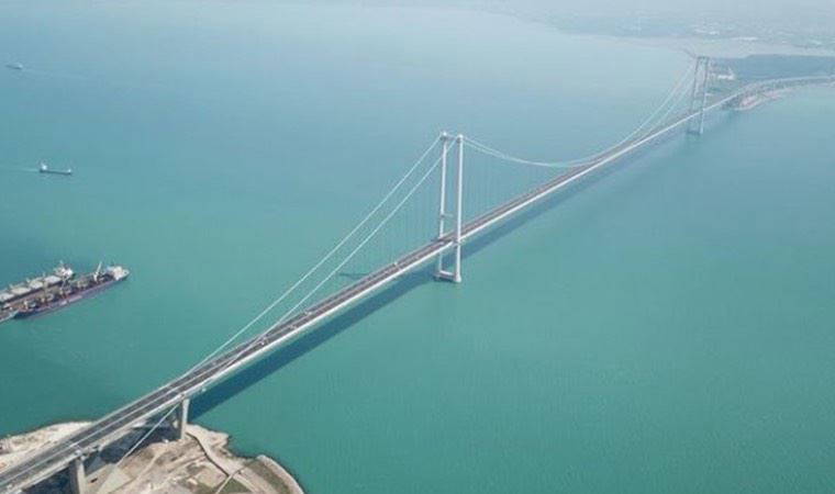 İzmit Körfezi turkuaza büründü