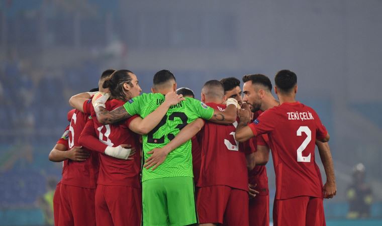 Inter ve Fiorentina Zeki Çelik'in peşinde