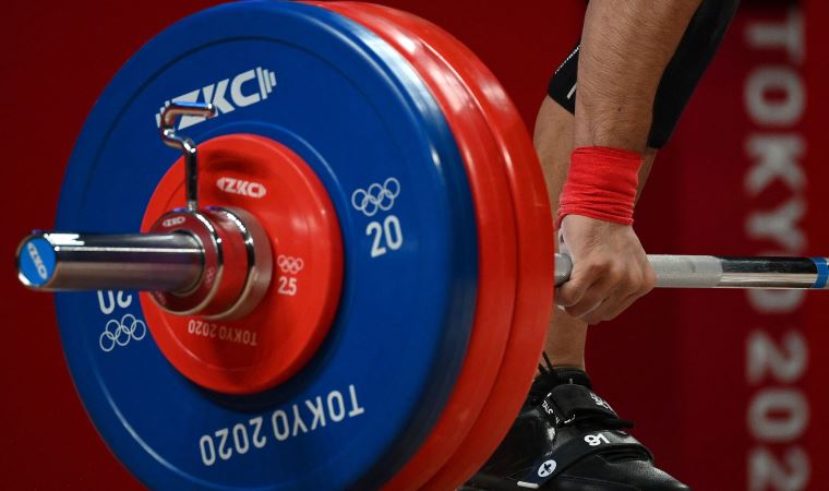 TOKYO 2020 |  Chen Lijun, iki olimpiyat rekoru ile altın madalya kazandı