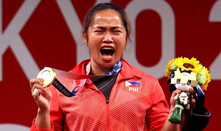 TOKYO 2020 | Filipinlere ilk olimpiyat madalyasını getiren Hidilyn Diaz'a para ödülü!
