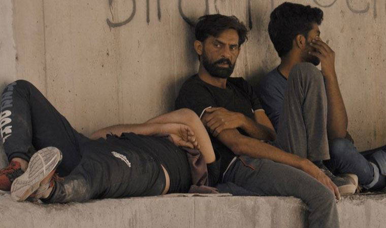 200'den fazla Afgan göçmen gözaltına alındı