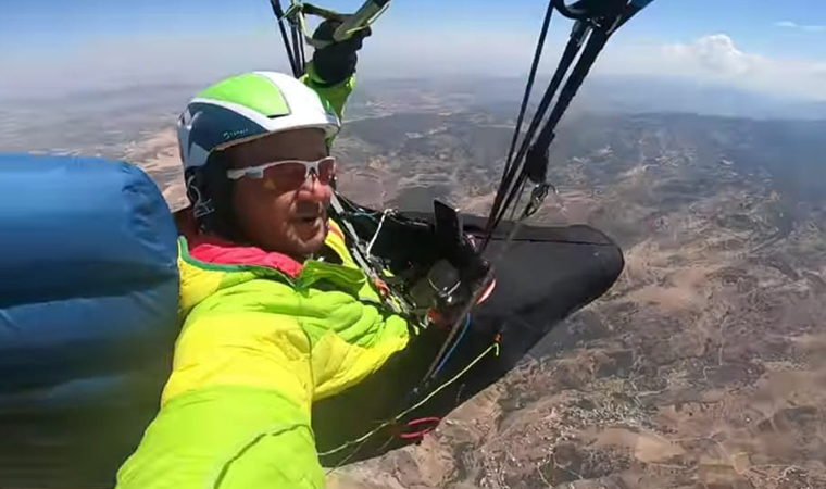 Yamaç paraşütçüleri daha önce denenmemiş uçuş gerçekleştirdiler