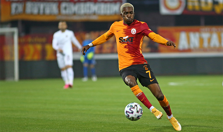 Galatasaray'ın gündemindeki Henry Onyekuru'nun menajeri, açıklamalarda bulundu