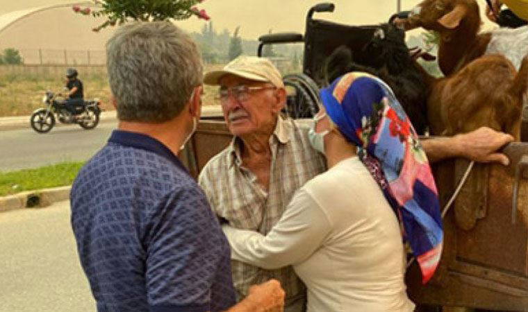 Antalya'daki yangın! Fotoğraftaki kişinin kim olduğunu öğrenince sildiler