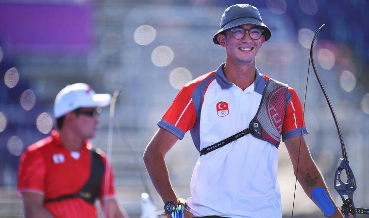 Milli okçumuz Mete Gazoz, Olimpiyat şampiyonu!