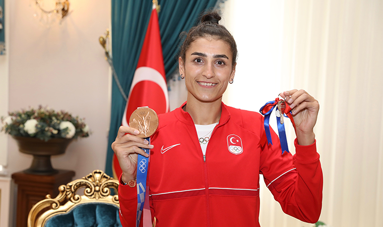 Tokyo 2020'de bronz madalya kazanan Hatice Kübra İlgün, açıklamalarda bulundu
