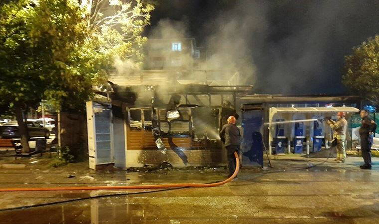 Bakırköy'de Halk Ekmek büfesini yakmakla suçlanan sanık: Büfeden iki ekmek ve su aldım ama ben yakmadım