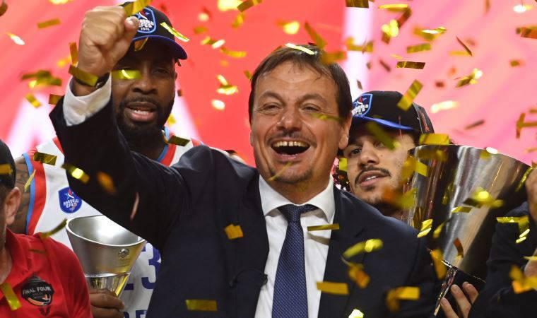 Anadolu Efes Başantrenörü Ergin Ataman, Euroleague şampiyonluğuyla ilgili açıklamalarda bulundu
