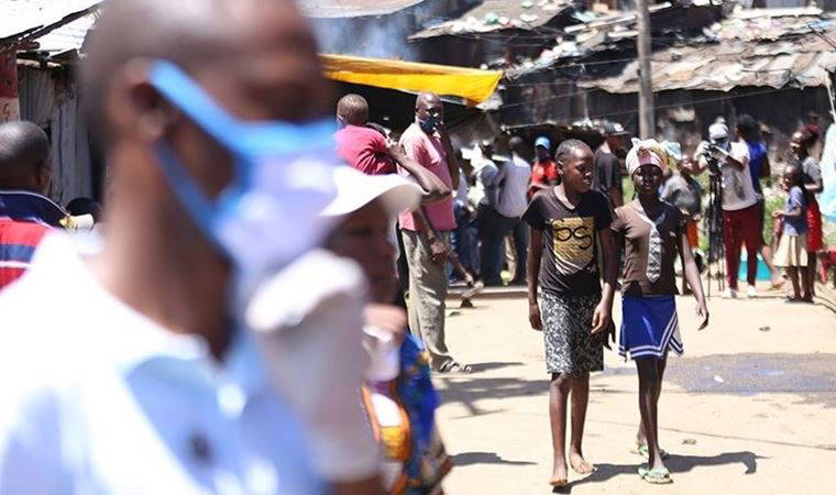 DSÖ: Afrika'da Kovid-19 vakalarında rekor artış kaydedildi