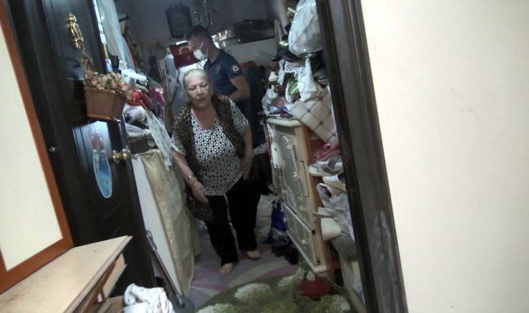 Avcılar'da yangın ihbarı çöp evi ortaya çıkardı