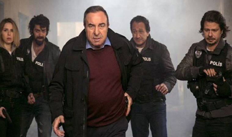 Arka Sokaklar dizisinden bir ayrılık daha