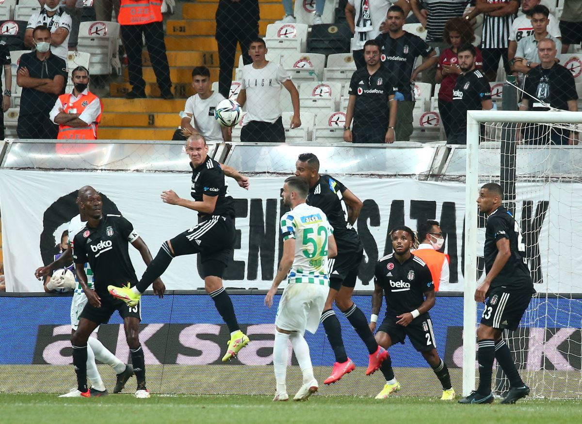 Beşiktaş Çaykur Rizespor'u 3-0 mağlup etti!