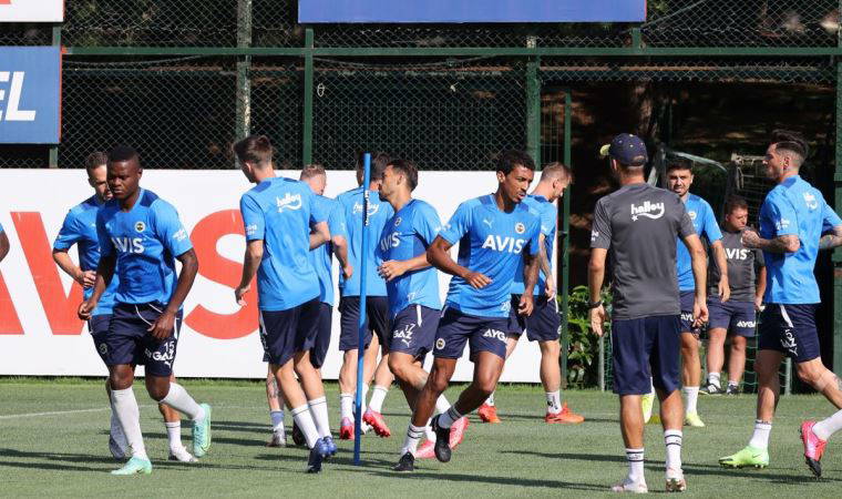 Fenerbahçe, Adana Demirspor maçının hazırlıklarını tamamladı