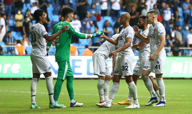 Fenerbahçe kalecisi Altay Bayındır, 7 kurtarışla kariyer rekorunu egale etti