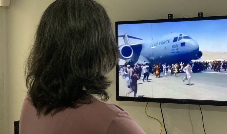 Taliban rejimini yaşayıp Türkiye’ye kaçan Afgan kadınlar anlatıyor: “Kimse Taliban’ın bu kez kadınlara zulmetmeyeceğine inanmasın”