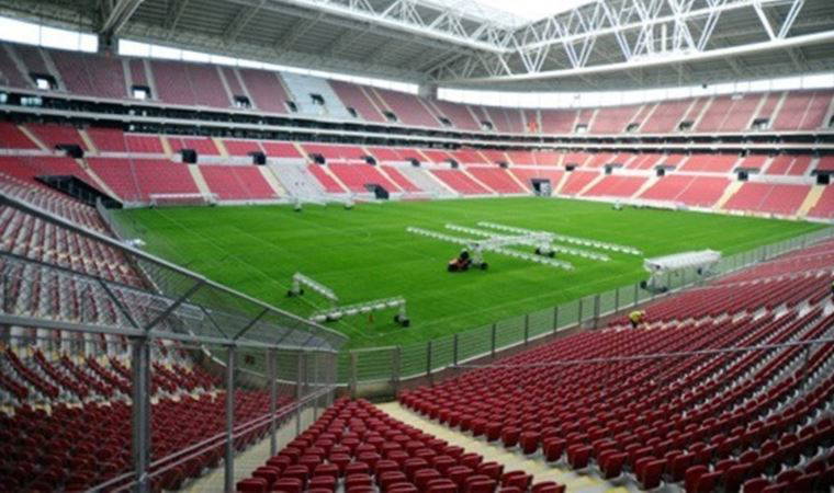Galatasaray'a stadyumdan kötü haber!